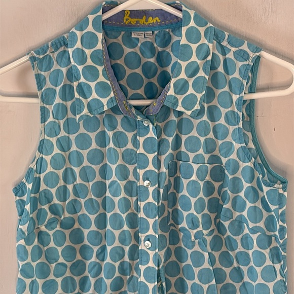 Boden white sleeveless button down shirt blouse with blue polka dots Size 8 - Picture 2 of 7